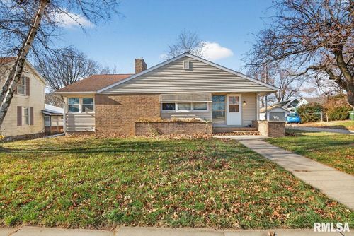 204 N Main St, Wheatland, IA, 52777-7727 | Card Image
