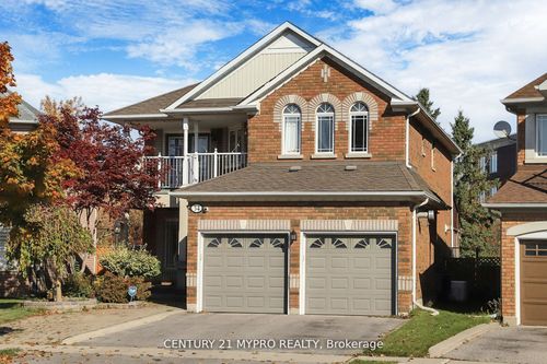 34 Estate Garden Dr, Richmond Hill, ON, L4E3V3 | Card Image