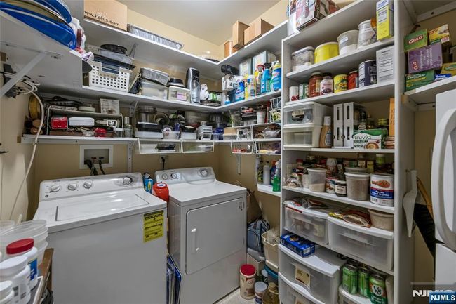 7108 Ravenscroft Rd, Condo with 2 bedrooms, 2 bathrooms and null parking in Clifton NJ | Image 19