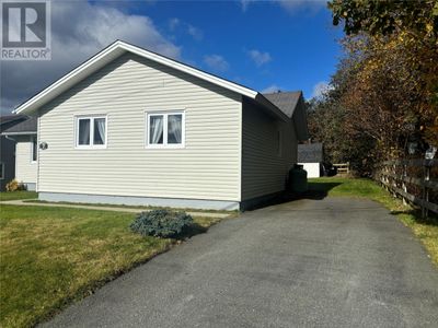 7 Cox's Lane, House other with 3 bedrooms, 1 bathrooms and null parking in Goulds NL | Image 2