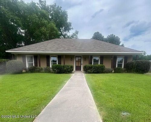 204 Foxwood Cv, Madison, MS, 39110-8315 | Card Image