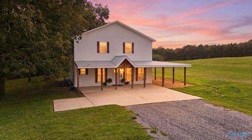 694 Mount Vernon Dr, Boaz, AL, 35957-3142 | Card Image