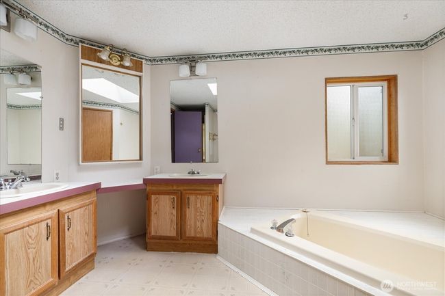 APT-34 - 4695 Park Acres Dr, House other with 3 bedrooms, 2 bathrooms and null parking in Oak Harbor WA | Image 20