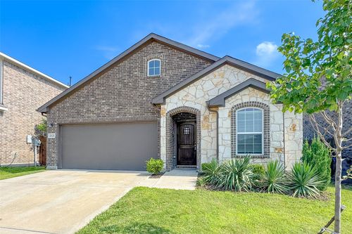 2121 Callahan Dr, Forney, TX, 75126-5177 | Card Image