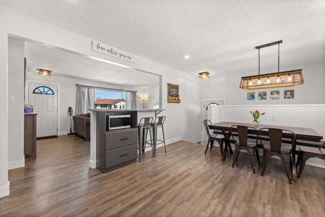 2143 18 Avenue, Home with 3 bedrooms, 1 bathrooms and 4 parking in Didsbury AB | Image 6