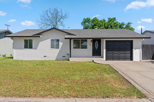 6940 Gillingham Way, North Highlands, CA, 95660 | Card Image