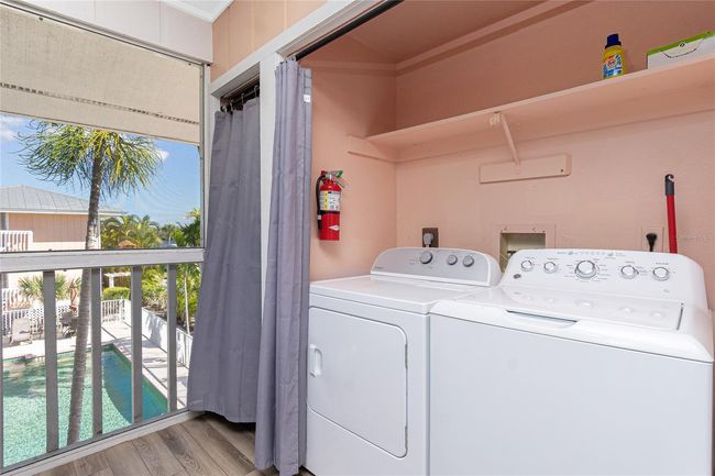 UNIT-2B - 2375 N Beach Rd, Condo with 2 bedrooms, 1 bathrooms and null parking in Englewood FL | Image 19