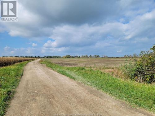 1201 2 County Rd, St Joachim, ON, N0R1S0 | Card Image