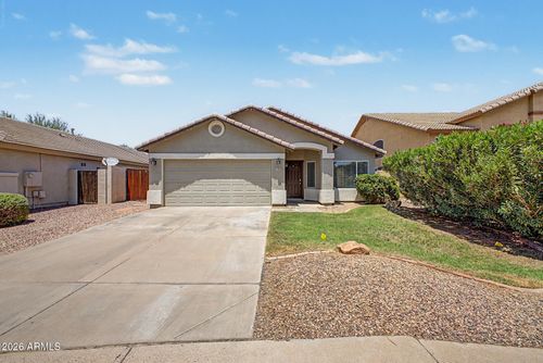 3900 E Tremaine Ave, Gilbert, AZ, 85234-3250 | Card Image