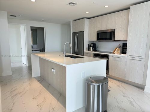 apt-2409-2000 Metropica Way, Sunrise, FL, 33323-3228 | Card Image
