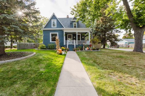 202 S 9th St, Saint Clair, MI, 48079-5059 | Card Image