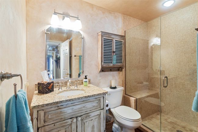Guest bath | Image 27