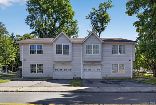39-41 Genung St, Middletown, NY, 10940-5222 | Card Image