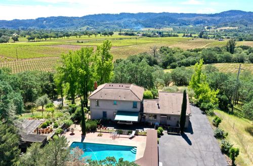5143 Dry Creek Rd, Healdsburg, CA, 95448-9785 | Card Image