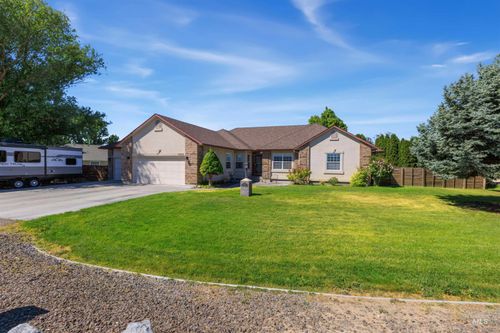 3625 Wilson Ln, Nampa, ID, 83686-8665 | Card Image