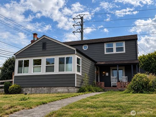 3202 E Grandview Ave, Tacoma, WA, 98404-5301 | Card Image