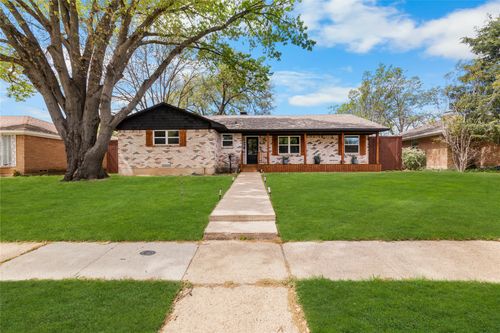 6211 Symphony Ln, Dallas, TX, 75227-1735 | Card Image