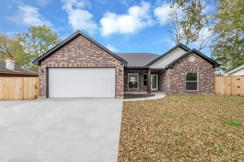 37 W Harding Cir, Orange, TX, 77630-1927 | Card Image