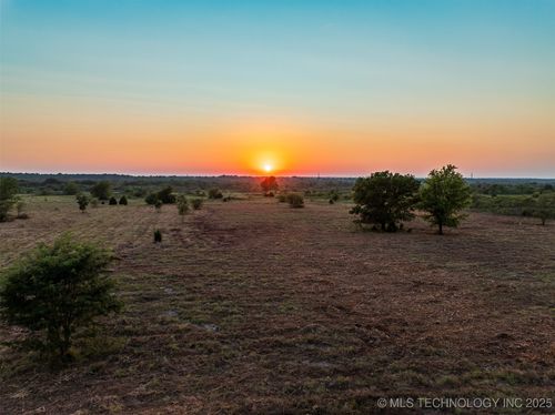 3 Hobbs Crk, Collinsville, OK, 74021 | Card Image