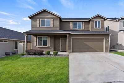 7315 E Beverly Ave, Home with 5 bedrooms, 3 bathrooms and null parking in Spokane Valley WA | Image 1