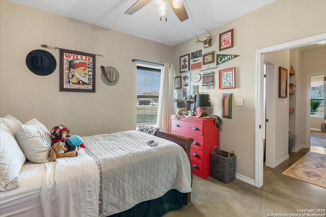 226 Private Rd 3251, Home with 4 bedrooms, 2 bathrooms and null parking in Alice TX | Image 22