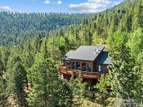 1605 Hummingbird Dr, Estes Park, CO, 80517-6628 | Card Image