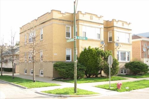g-5056 W Henderson St, Chicago, IL, 60641-6206 | Card Image