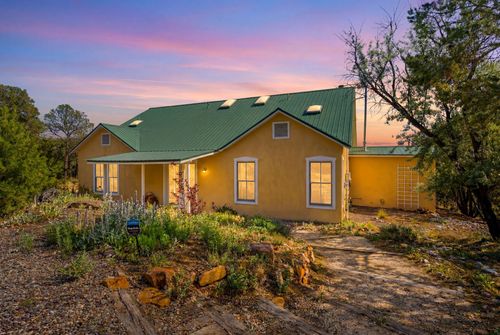 36 San Sebastian Road, Santa Fe, NM, 87505 | Card Image