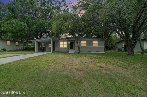 4005 Ferrarra St, Jacksonville, FL, 32217-3670 | Card Image