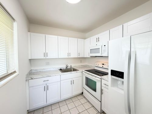 205-3402 Cynthia Ln, Lake Worth Beach, FL, 33461-5814 | Card Image