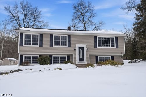 521 Cokesbury Rd, Annandale, NJ, 08801-2034 | Card Image