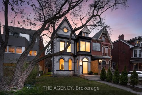 43 Rusholme Rd, Toronto, ON, M6J3H3 | Card Image