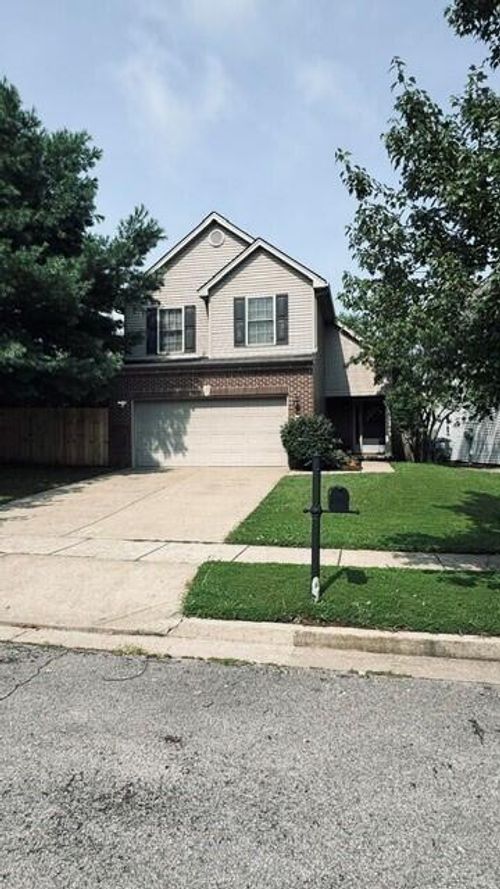 3981 Winthrop Dr, Lexington, KY, 40514-1778 | Card Image