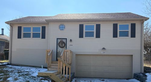 1704 Masters Ln, Lexington, KY, 40515-1325 | Card Image