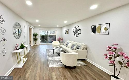 apt-104-13139 Dairymaid Dr, GERMANTOWN, MD, 20874-5842 | Card Image