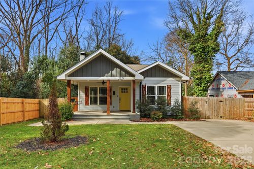2224 Weyland Ave, Charlotte, NC, 28208-4949 | Card Image