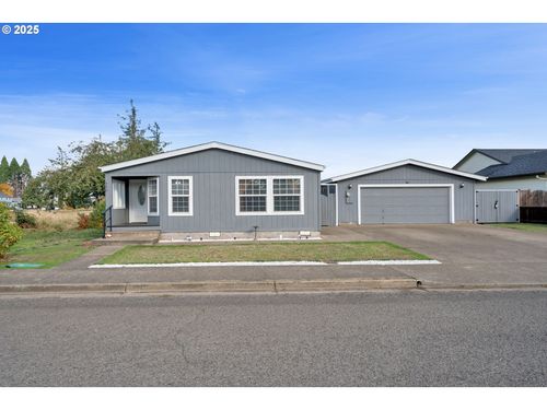 346 E 10th Pl, Junction City, OR, 97448-9681 | Card Image