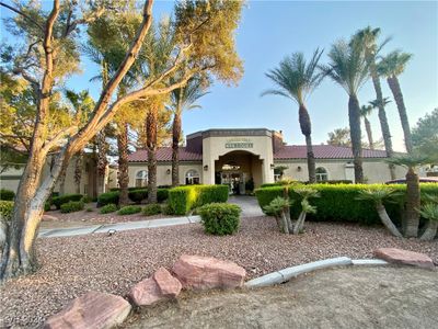 2111 - 7885 W Flamingo Road, Condo with 3 bedrooms, 2 bathrooms and null parking in Las Vegas NV | Image 3