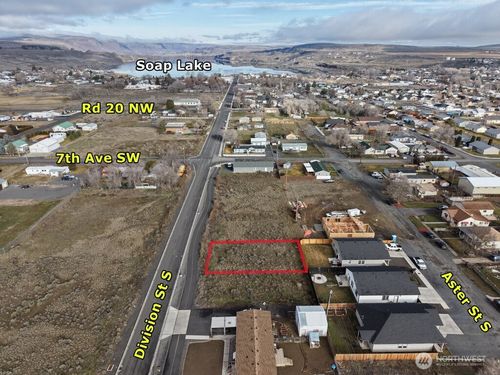 8 Division St S, Soap Lake, WA, 98851-9102 | Card Image