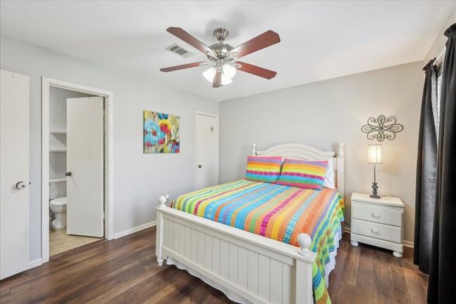 1047 Park Meadow Dr, Condo with 3 bedrooms, 2 bathrooms and null parking in Beaumont TX | Image 22