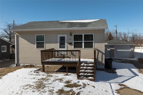 706 Danbury Street Ne, Cedar Rapids, IA, 52402 | Card Image