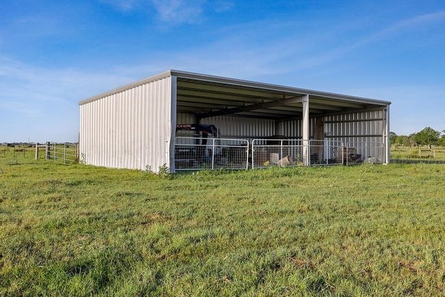1963 Interstate 10, Home with 0 bedrooms, 0 bathrooms and null parking in Weimar TX | Image 8