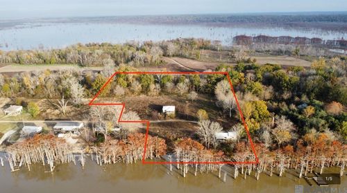 359 Lakeside Ln, Woodville, MS, 39669 | Card Image