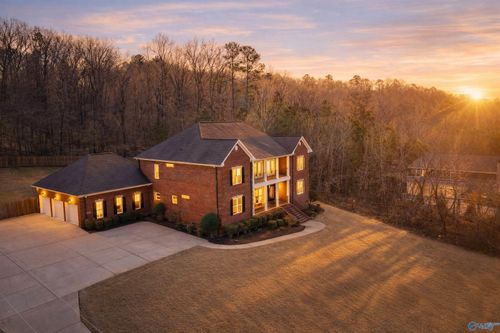 2745 Red Bank Rd Se, Decatur, AL, 35603-5031 | Card Image