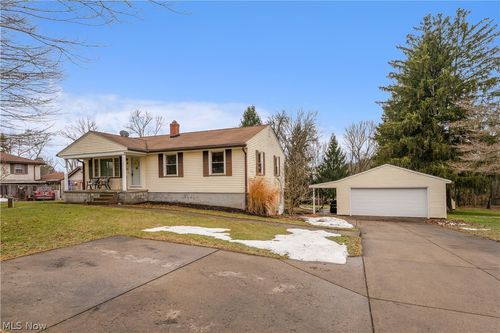 9868 Unity Rd, Poland, OH, 44514-2835 | Card Image