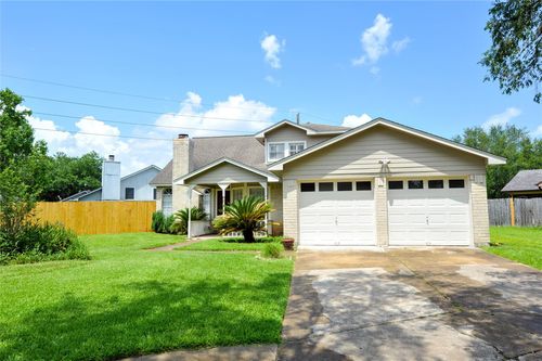 3202 Kempwood Dr, Sugar Land, TX, 77479-1834 | Card Image