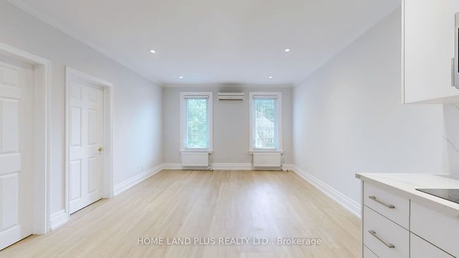 3 - 919 Avenue Rd, Home with 2 bedrooms, 1 bathrooms and 1 parking in Toronto ON | Image 18