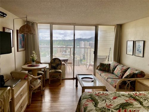 apt-4105-445 Seaside Ave, Honolulu, HI, 96815-5542 | Card Image