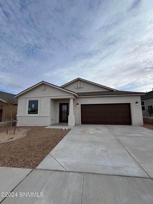 147 Esther Trail, Santa Teresa, NM, 88008 | Card Image