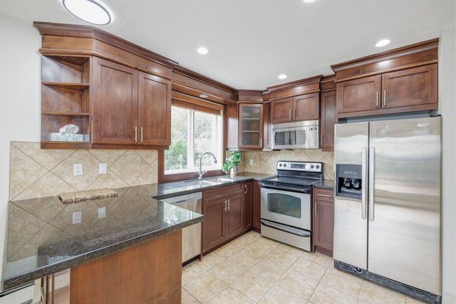 7 - 304 Village Mews Sw, Condo with 2 bedrooms, 2 bathrooms and 1 parking in Calgary AB | Image 5
